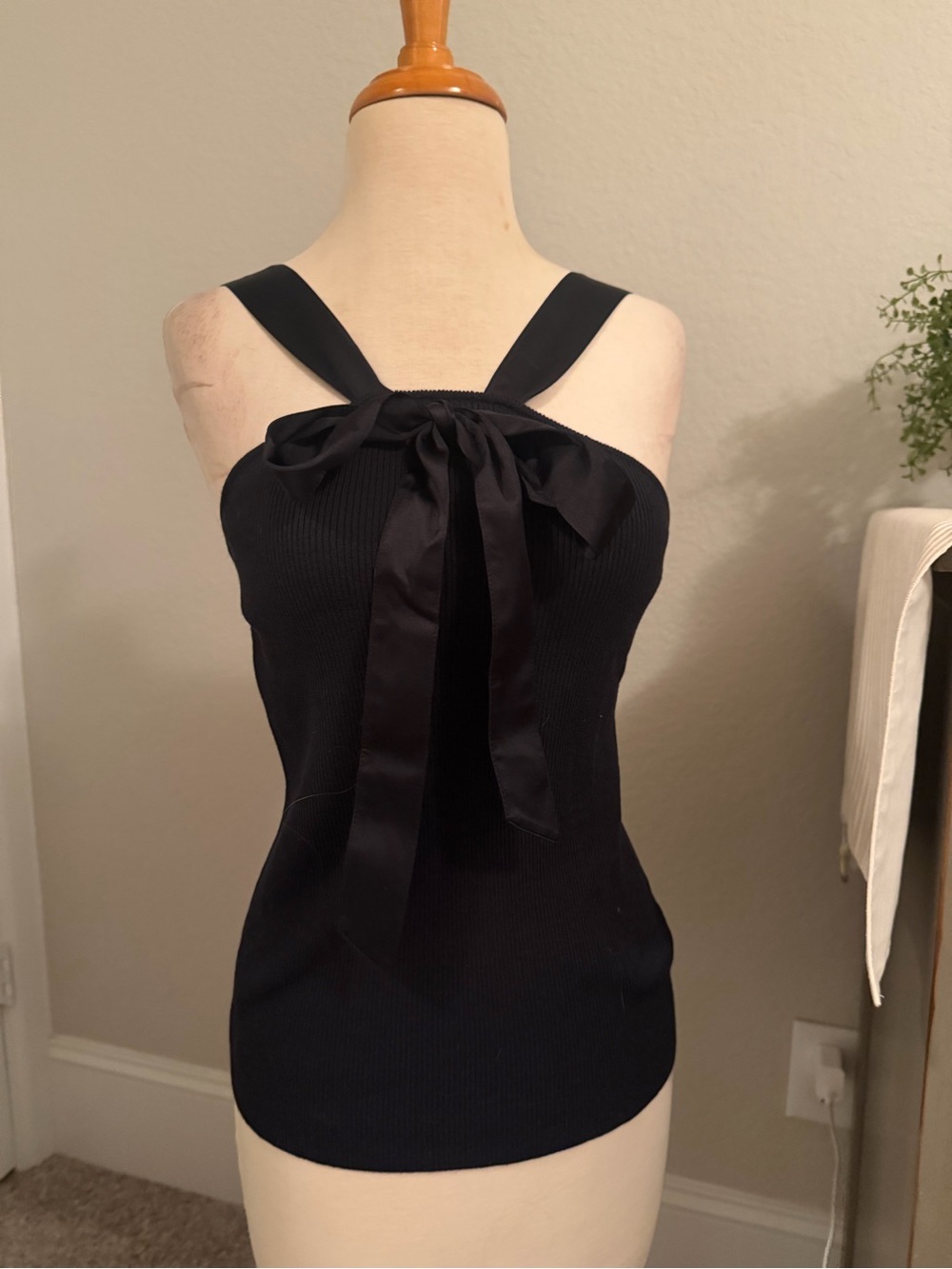 St John satin black bow tank